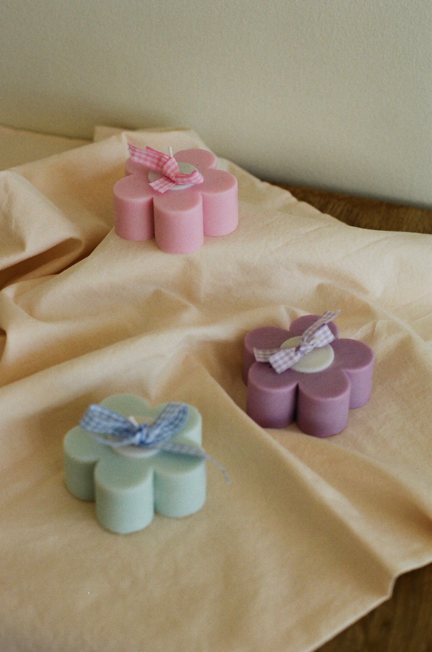 Retro Flower Candle